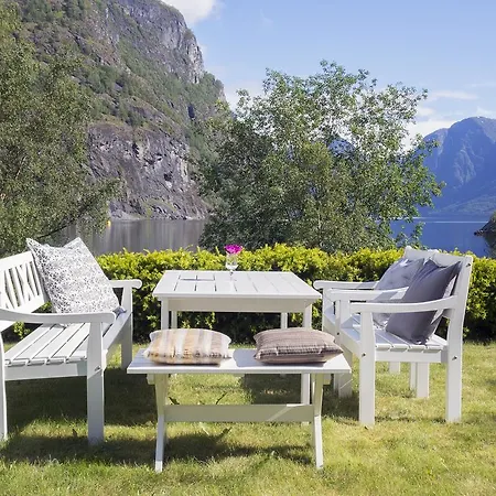 Heimly Bed & Breakfast 3*